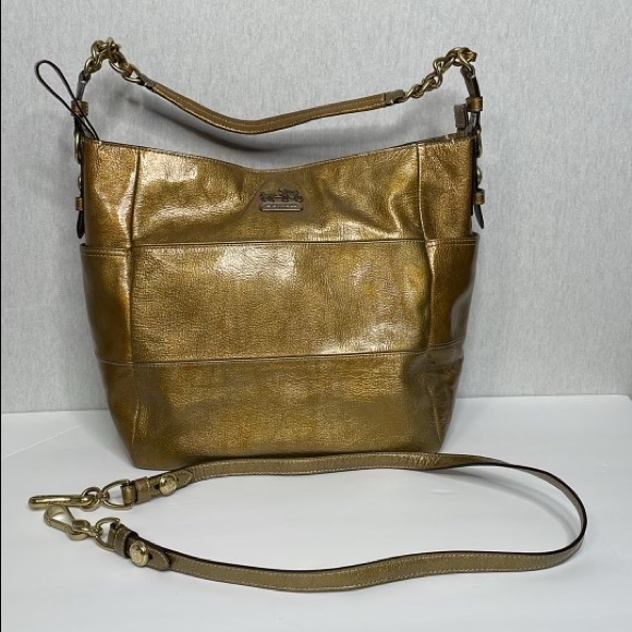 Coach vintage hobo shoulder / crossbody bag